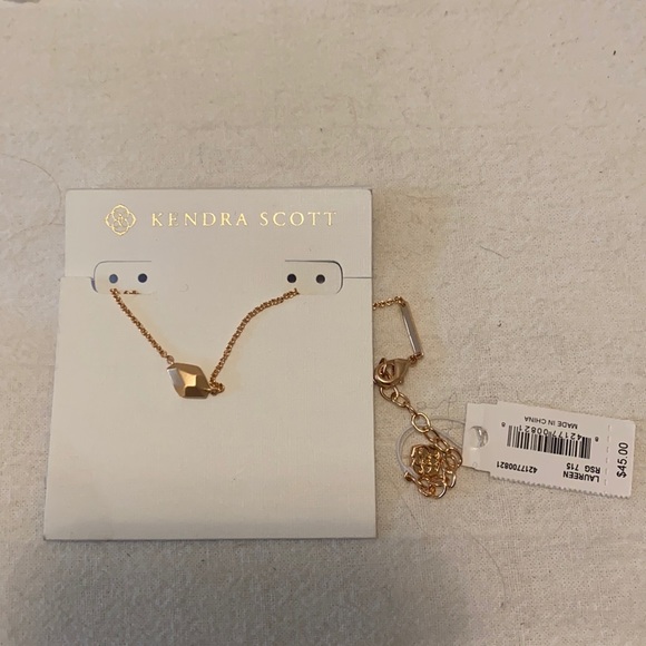 Kendra Scott Jewelry - NWT Kendra Scott Rose Gold Necklace